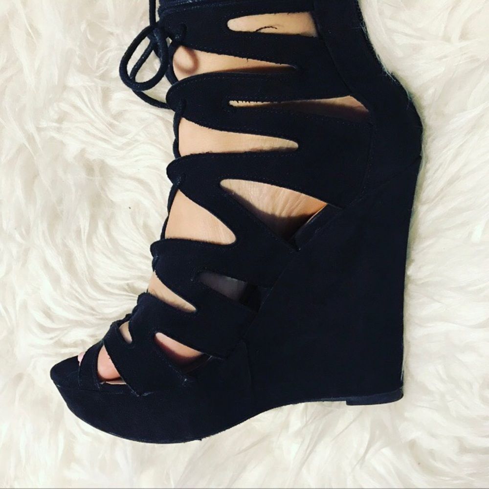 Black platform sandals